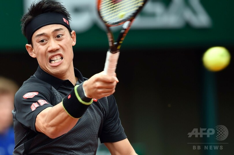 錦織の初戦は雨天中断、第3セットから再開へ 全仏OP