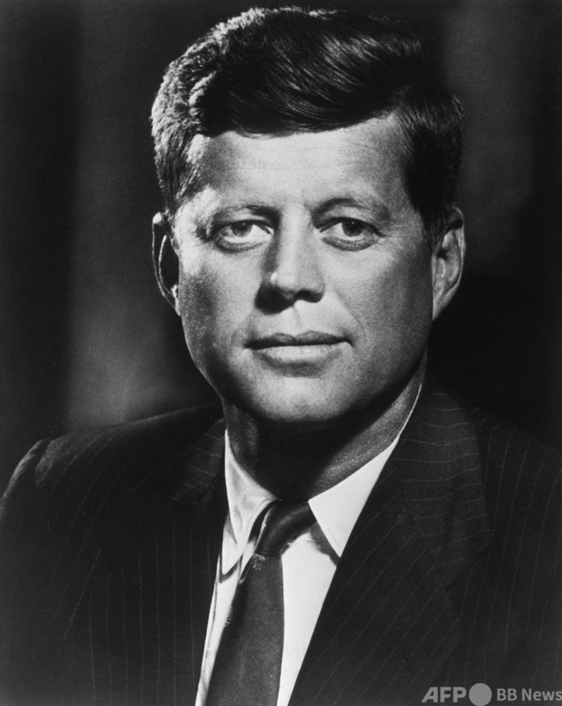 JFケネディアメリカ大統領・ブラントベルリン市長時代の写真 米バイデン政権、ケネディ暗殺文書の全面公開を延期 写真3枚 国際