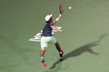 テニス、ドバイ・テニス選手権、男子シングルス1回戦。リターンを打つ西岡良仁（2018年2月26日撮影）。(c)AFP PHOTO / KARIM SAHIB