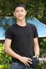 韓国の人気俳優ソン･ジュンギ（Song Joong-ki）が27日、兵役の義務を果たすため、韓国・江原道（Gangwon-do）の第102補充隊に入隊した。ソン･ジュンギは、訓練兵として5週間の基礎軍事訓練を行った後、21か月の間兵士として服務する。写真は入隊するソン･ジュンギ（2013年8月27日撮影）。(c)STARNEWS