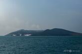 インドネシアに二つの新島出現、アナク・クラカタウ山の噴火後