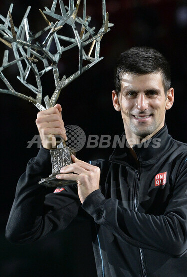 ジョコビッチが通算40度目のツアー優勝、パリ・マスターズ 写真10枚