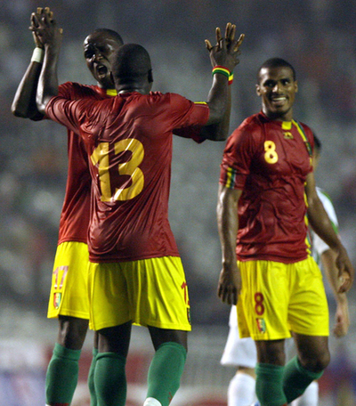 ギニア アルジェリアを降しグループ首位に浮上