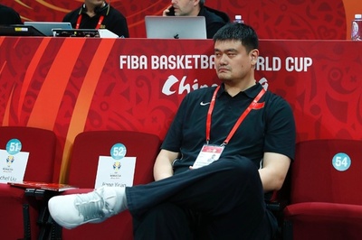  姚明氏「責任とる」 バスケ中国代表、東京五輪出場確定ならずで