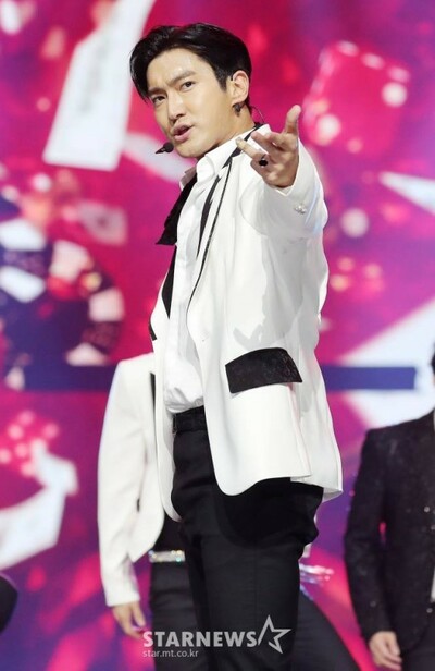 SUPER JUNIORシウォン、また新型コロナ感染…フィリピン公演不参加 – KOREA WAVE