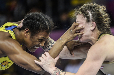 【今日の1枚】激闘、勢い余って…