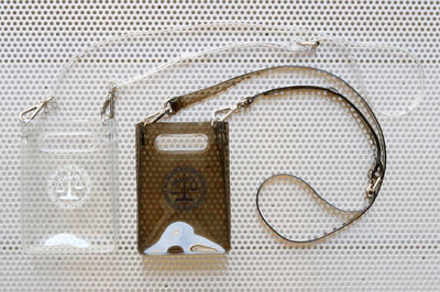 「ミスター・ジェントルマン×ナナナナ」コラボ第2弾、ミニマルなPVCバッグ