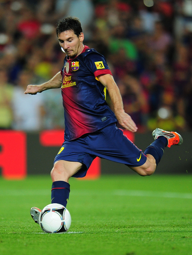 FCバルセロナがレアル･マドリードに先勝、スペイン・スーパーカップ