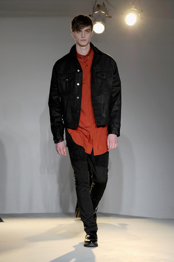 ＜13/14年秋冬NYコレクション＞イードゥン