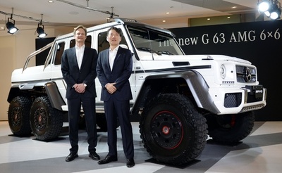 メルセデス・ベンツ、6輪駆動の特別仕様車を発表 8000万円