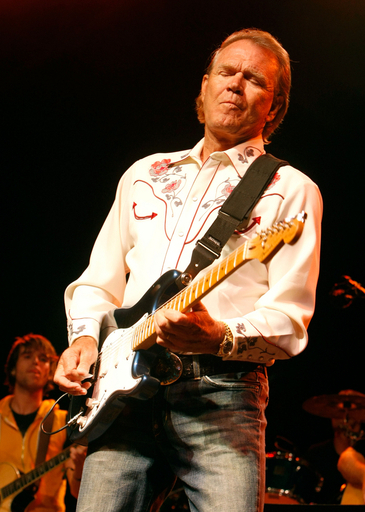 カントリー歌手G・キャンベル、アルツハイマー悪化で公演キャンセル