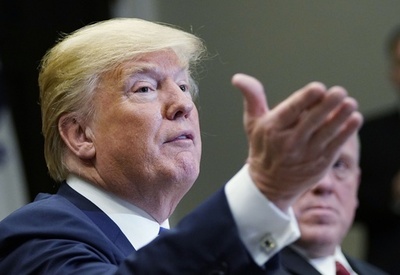 トランプ大統領、対中制裁発表へ 中国は報復を警告