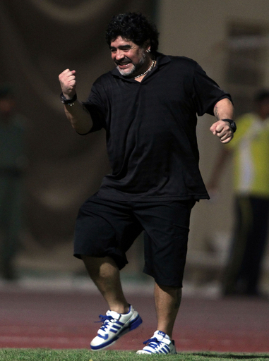 マラドーナ監督 UAEでの初陣を白星で飾る