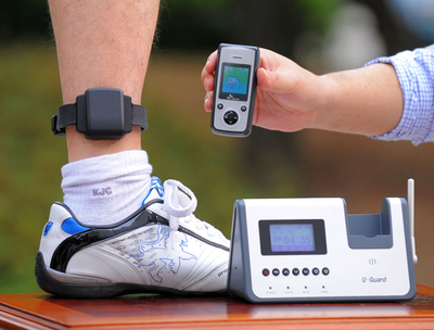 性犯罪者用のGPS装置を公開、韓国法務省