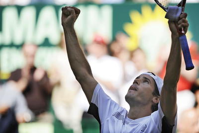 ハース コールシュライバーとの同国対決を制し決勝進出、ゲリー・ウェバー・オープン