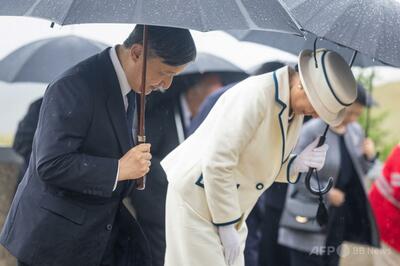 両陛下、抑留慰霊碑に供花 モンゴル