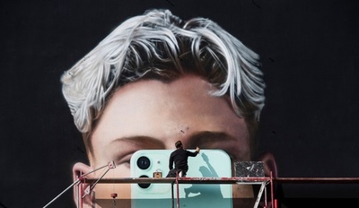 アップル、iPhoneなどの児童ポルノ対策を延期 プライバシー懸念で