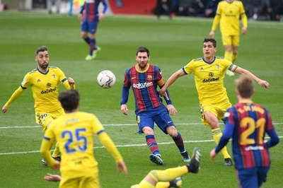 バルサが終了間際の失点でドロー 指揮官「とてもがっかり」