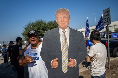 トランプ氏が動画 「ずいぶん良くなった すぐに戻る」