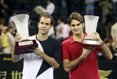 サンプラス氏 エキシビションマッチ第3戦でフェデラーをストレートで破る