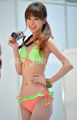 海の日 に三愛の水着ショー 都内 写真8枚 ファッション ニュースならmode Press Powered By Afpbb News 海の日 に三愛の水着ショー 都内 写真8枚 ファッション ニュースならmode Press Powered By Afpbb News