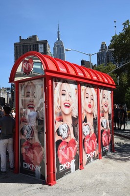 「DKNY」新香水ローンチイベント、NYで開催 「DKNY」新香水ローンチイベント、NYで開催