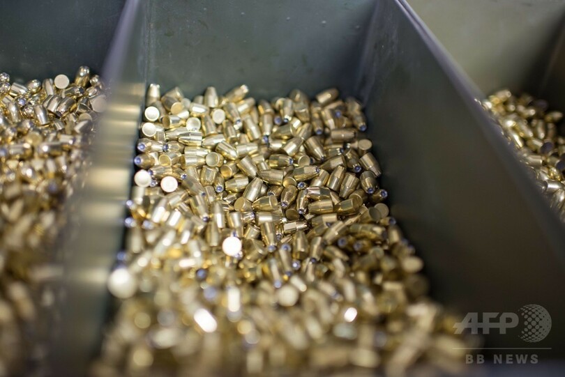 米オレゴン州の銃乱射、容疑者は銃マニアで宗教に傾倒か