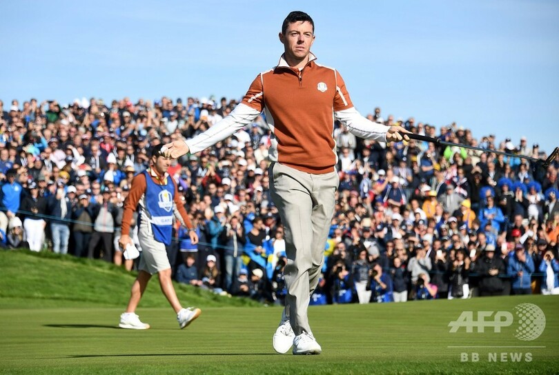 欧州選抜がライダー杯Vへ前進、3連敗のウッズはいら立ち隠せず