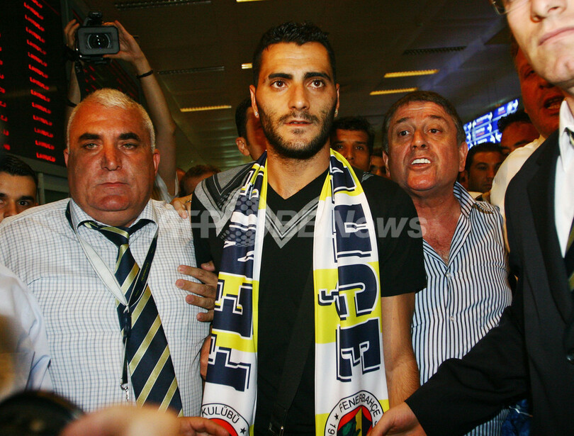 グイサ フェネルバフチェと契約のためイスタンブール入り