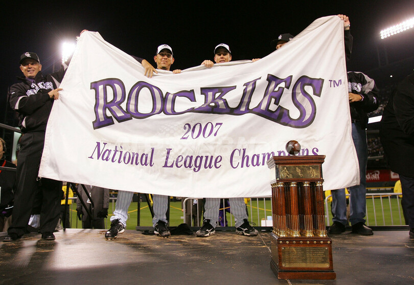 ロッキーズ ダイヤモンドバックスを降し4連勝で初のリーグ制覇