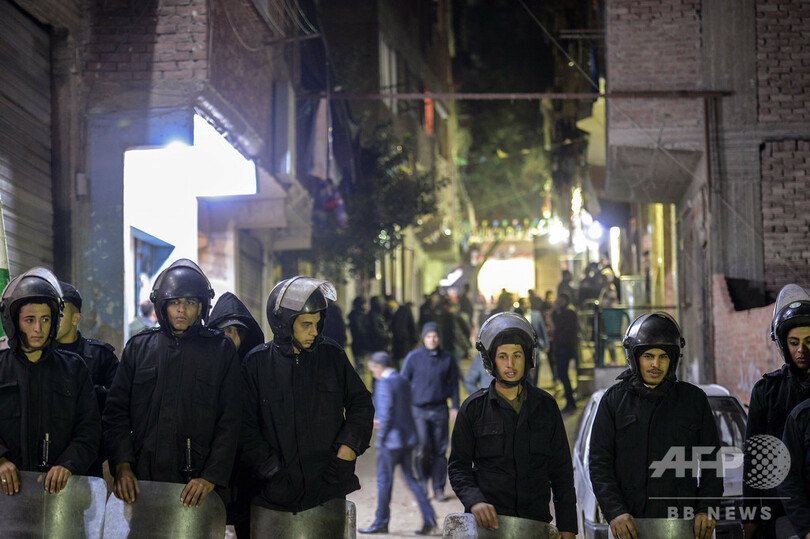 コプト教会付近で爆弾、処理中に爆発し警察官死亡 エジプト