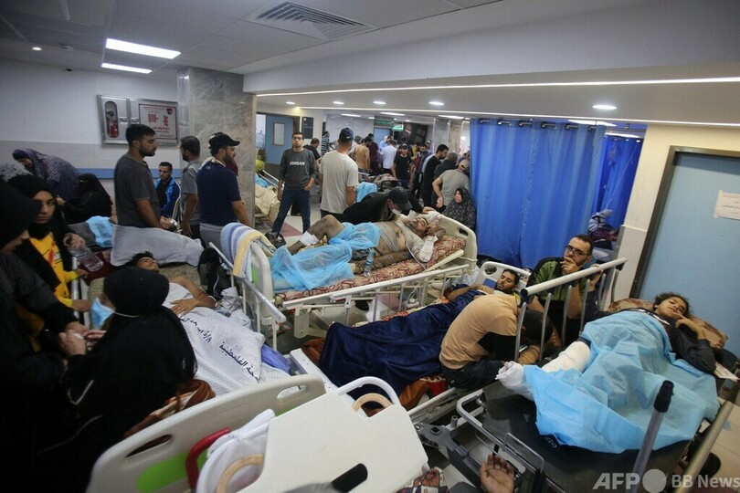 ヨルダン空軍、ガザに医療品を投下 国王発表