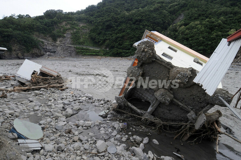 台風8号、水害の爪跡深い台湾