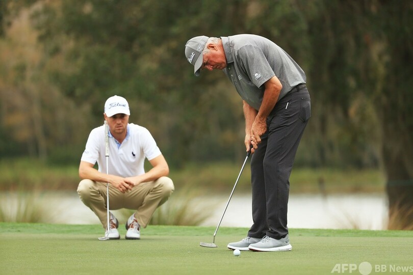 ウッズ、7位も11歳息子とのラウンドに感無量 「一生の思い出」