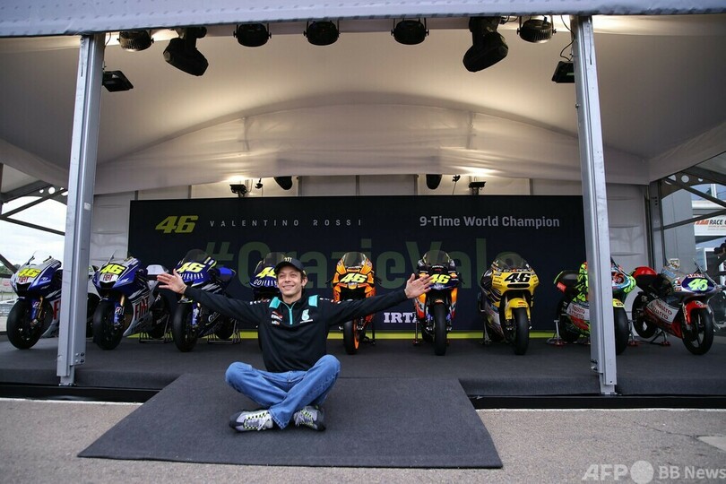 ロッシ、歴代のバイクと写真撮影 バレンシアGPで現役ラスト