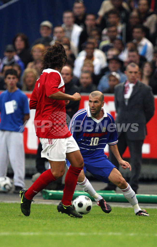 W杯制覇10周年を記念して当時のフランス代表がエキシビションマッチ