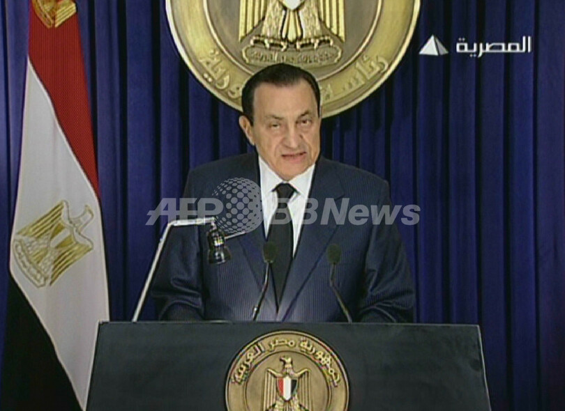 ムバラク大統領、次期選挙不出馬を表明 デモは100万人達成