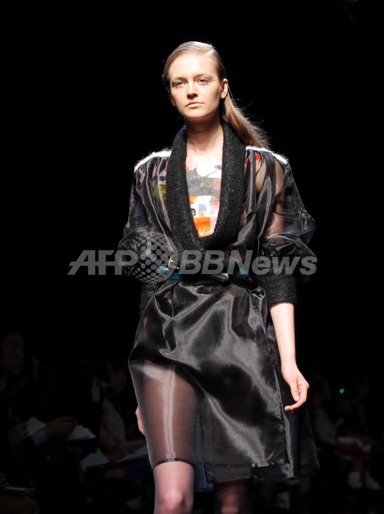 ＜13/14年秋冬東京コレクション＞アライサラ