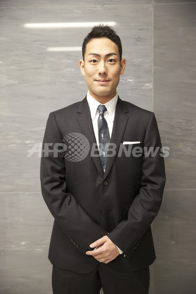 「トム ブラウン ニューヨーク」青山のショップ＆パーティゲストをチェック