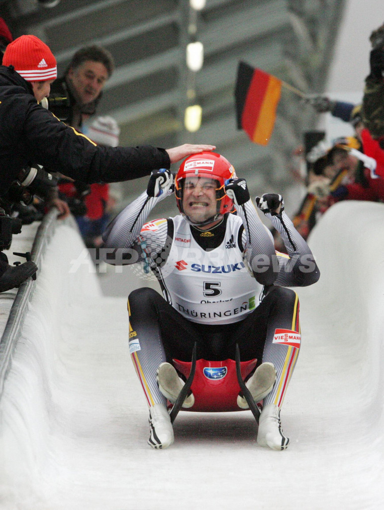 フロルシュッツ／ブストリッヒ組 リュージュ世界選手権・二人乗りを制す