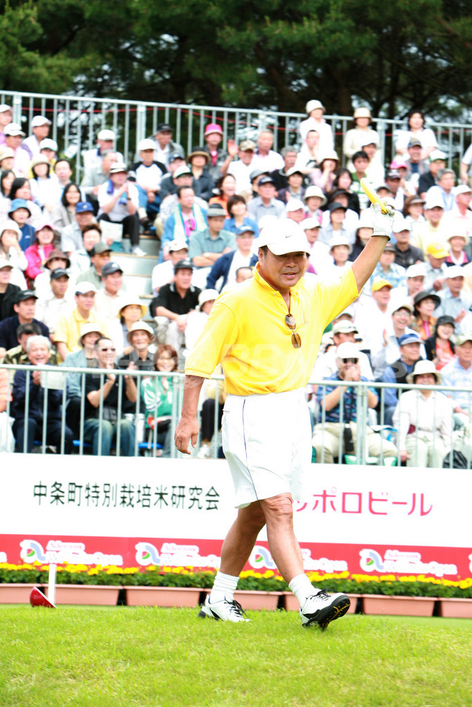 ＜ゴルフ・第6回 アデランスウェルネスオープン＞多くの芸能人が参加