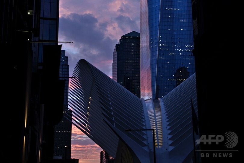 米同時多発攻撃から15年、各地で追悼式 クリントン氏は途中退席 