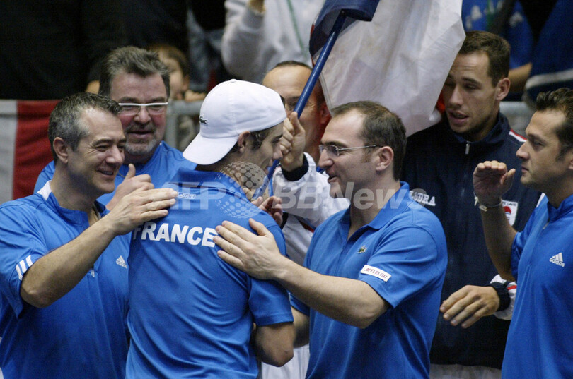 ＜男子テニス 07デビスカップ＞ガスケ パベルに勝利しフランスが準々決勝進出を決める - フランス