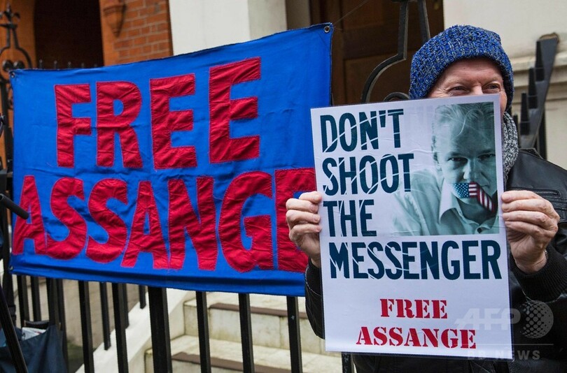 ウィキリークスのアサンジ容疑者、姿現し国連判断にコメント