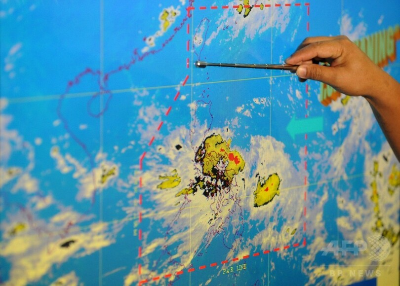 強風をおならの効果音で表現、気象予報士を解雇 ハンガリー