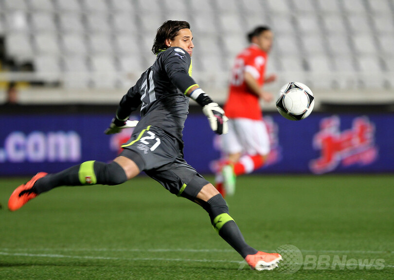 「顔から入る欧州サッカー」 - ヤン・ゾマー