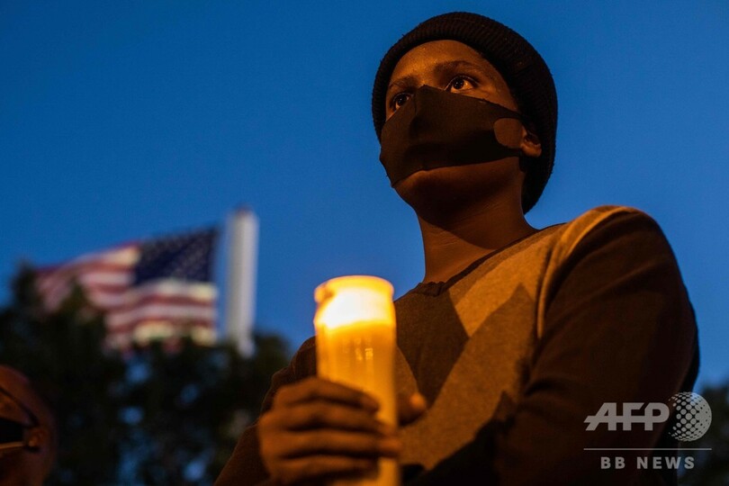 木からつり下がった黒人男性の遺体、徹底捜査へ 米