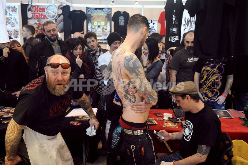 仏南部トゥールーズでタトゥーイベント開催