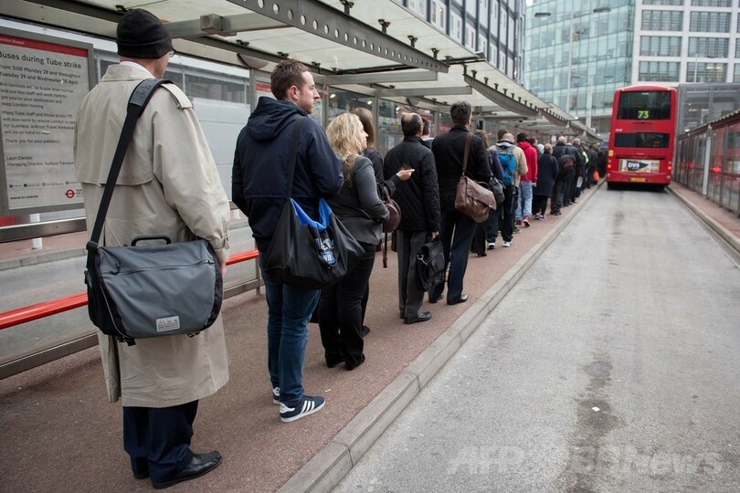 ロンドン地下鉄が48時間のスト突入、市内の足は大混乱