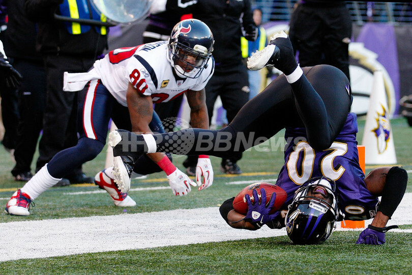 ジャイアンツとレイブンズがカンファレンス決勝へ